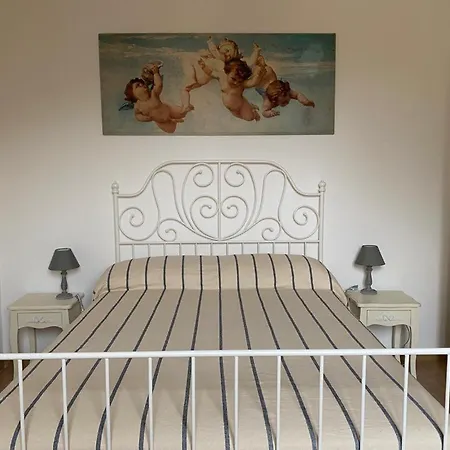 Casina Levanto, *
