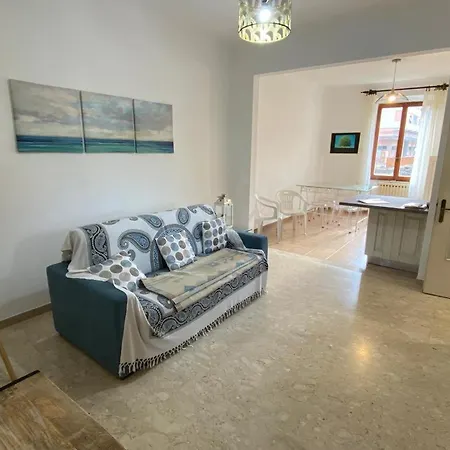 Casina Levanto,