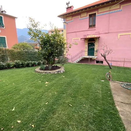 Casina Levanto, *